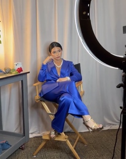 Ángela Aguilar feet photo thumbnail