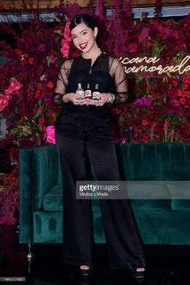 Ángela Aguilar feet photo thumbnail