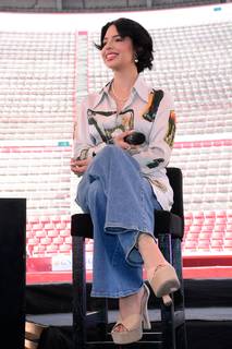 Ángela Aguilar feet photo thumbnail
