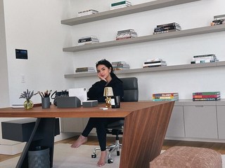 Ángela Aguilar feet photo thumbnail