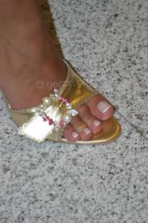 Çagla Sikel feet photo thumbnail
