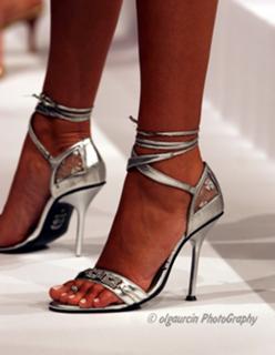 Çagla Sikel feet photo thumbnail