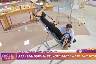 Çagla Sikel feet photo thumbnail