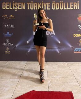 Çagla Simsek feet photo 16
