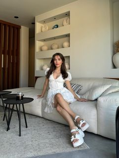 Çagla Simsek feet photo 5
