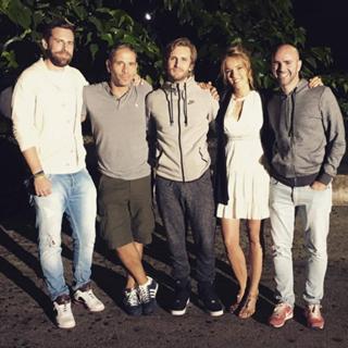 Élodie Fontan feet photo thumbnail