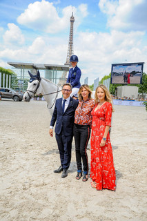 Élodie Fontan feet photo thumbnail