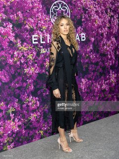 Élodie Fontan feet photo thumbnail