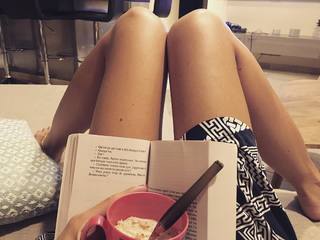 Élodie Fontan feet photo thumbnail