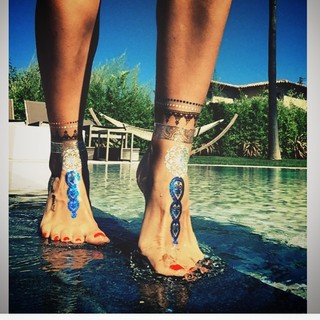 Émilie Nef Naf feet photo 19