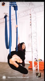 Émilie Nef Naf feet photo 11