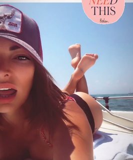 Émilie Nef Naf feet photo 7