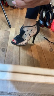 Émilie Nef Naf feet photo 20