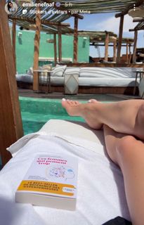 Émilie Nef Naf feet photo 2