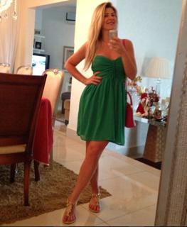 Íris Stefanelli feet photo 3