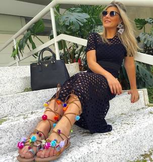 Íris Stefanelli feet photo 14