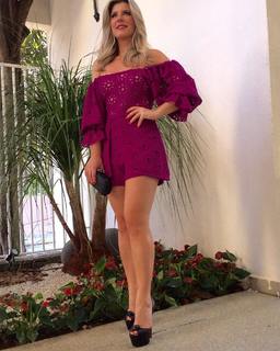 Íris Stefanelli feet photo 10