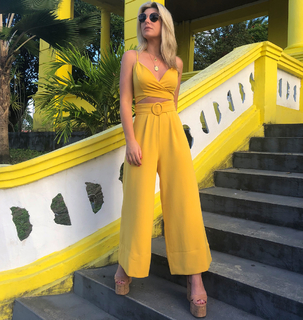Íris Stefanelli feet photo 6
