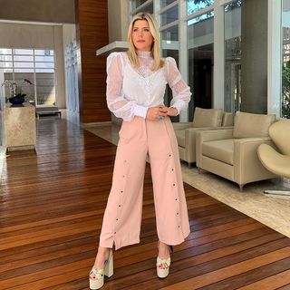Íris Stefanelli feet photo 19