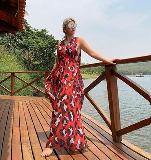 Íris Stefanelli feet photo 18