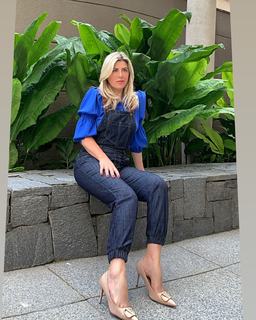 Íris Stefanelli feet photo 17
