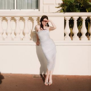 Özge Gürel feet photo 9