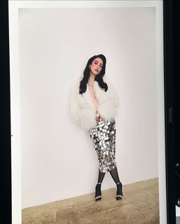 Özge Gürel feet photo 2