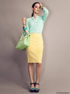 Özge Özpirinççi feet photo thumbnail