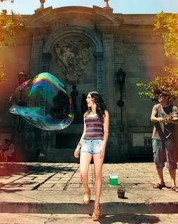 Özge Özpirinççi feet photo thumbnail