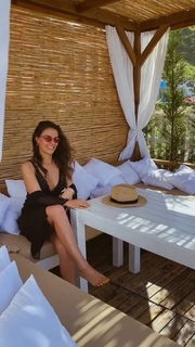 Özgü Kaya feet photo 13