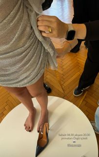 Özgü Kaya feet photo 10