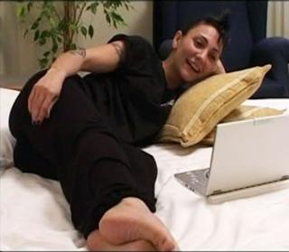 Özlem Tekin feet photo 11