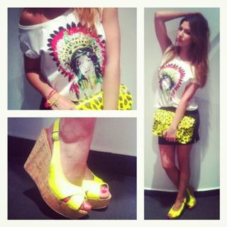 Úrsula Corberó feet photo thumbnail