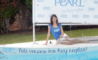 Úrsula Corberó feet photo thumbnail